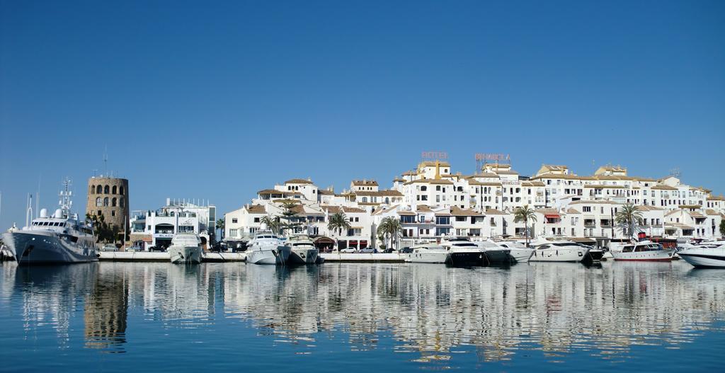 Ferienwohnung Banus Boutique Muelle Del Ribera Marbella Exterior foto